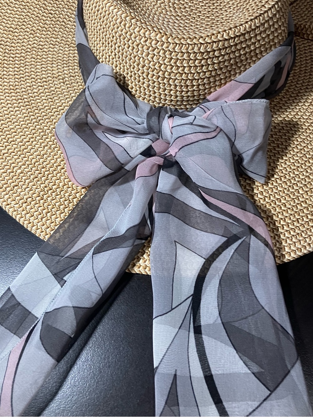 100% silk scarf hair tie/purse tie geometric pattern
